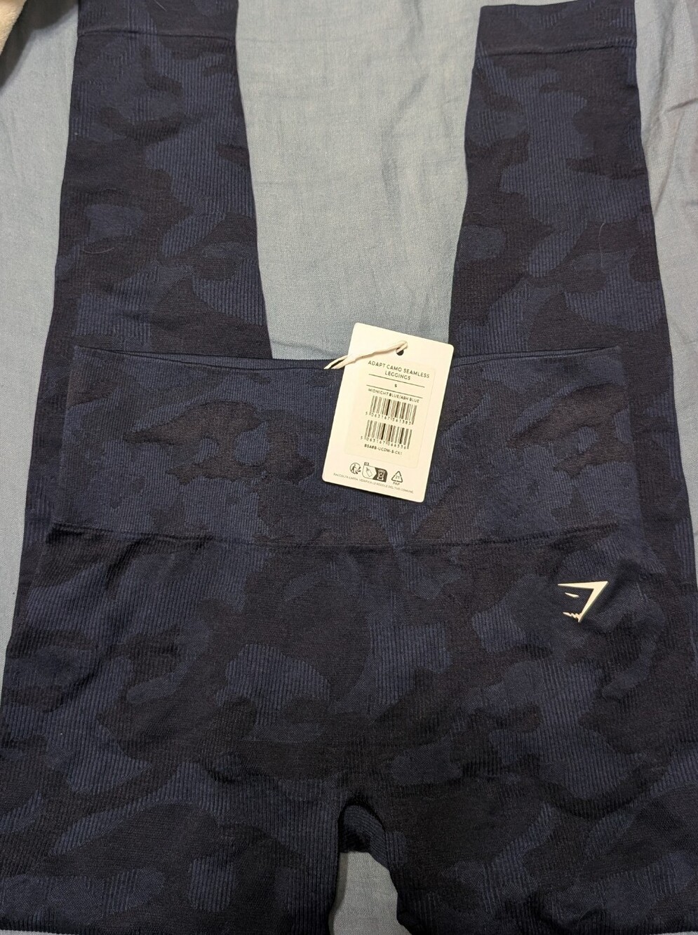 Gymshark Apapt Camo Seamless Leggings Size Small NWT Navy